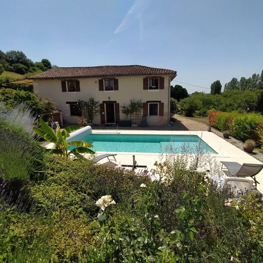 Image No.1-4 Bed House for sale