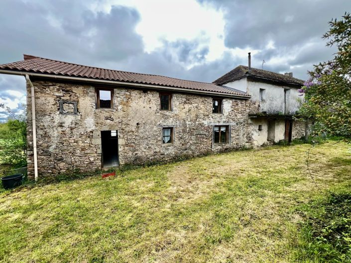 Image No.1-2 Bed House for sale