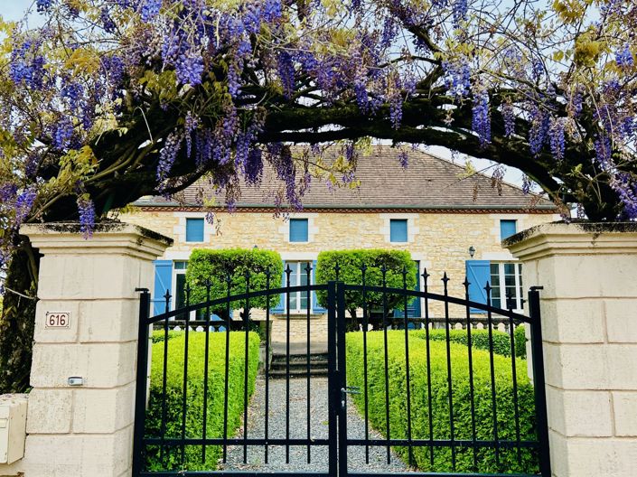 Image No.1-5 Bed House for sale