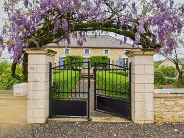 4699afbf3124f230a6984919fade9a79fee2e84d93200