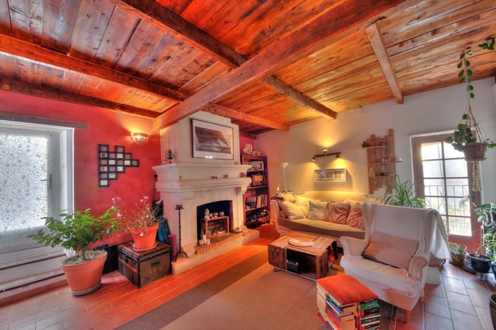 Image No.11-9 Bed House for sale