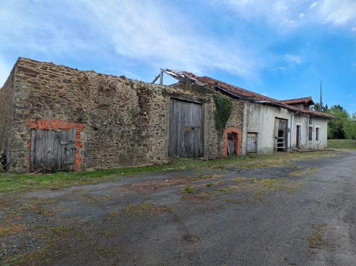 Image No.10-Maison de village de 2 chambres à vendre à Montemboeuf