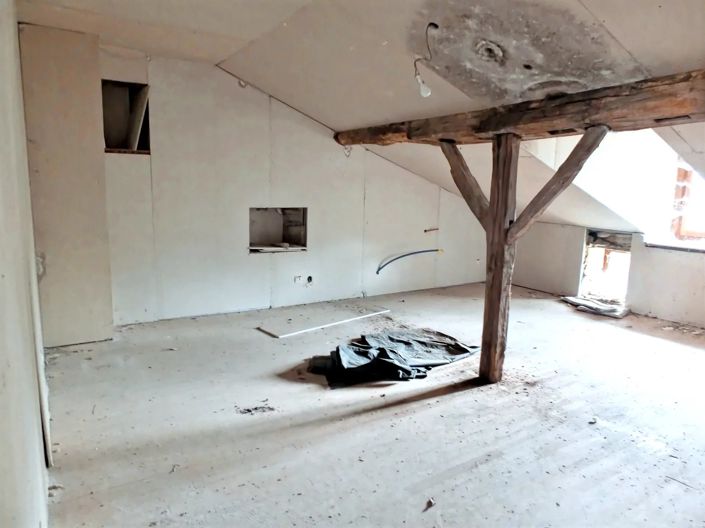 Image No.2-Maison de village de 2 chambres à vendre à Montemboeuf