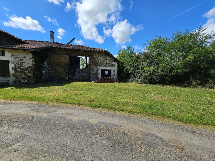 Image No.9-2 Bed Village House for sale