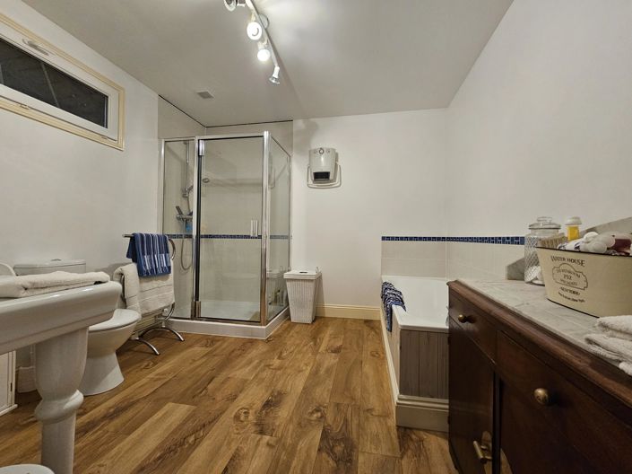 Image No.14-5 Bed Village House for sale