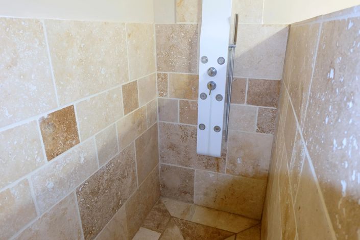 Image No.15-3 Bed House for sale