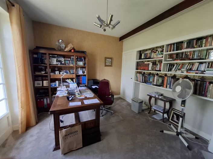 Image No.7-5 Bed Village House for sale