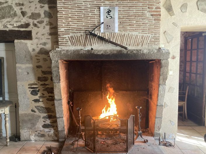 Image No.7-10 Bed House for sale