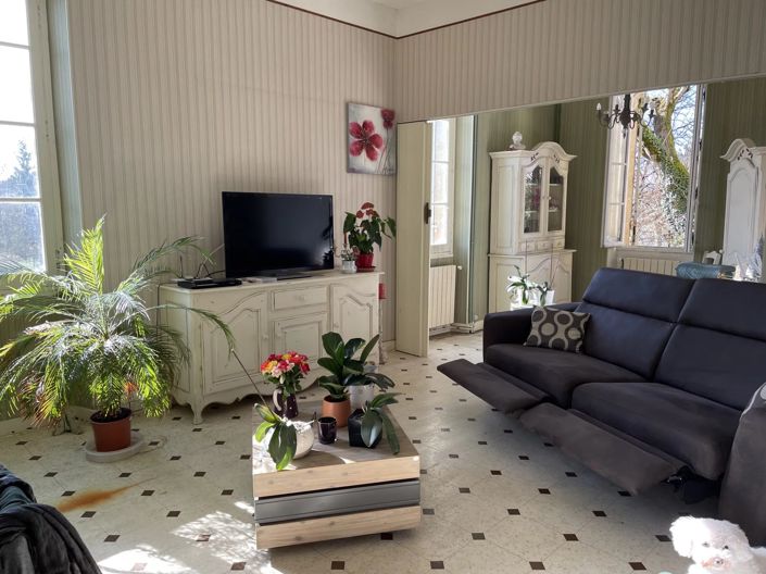 Image No.6-3 Bed Village House for sale