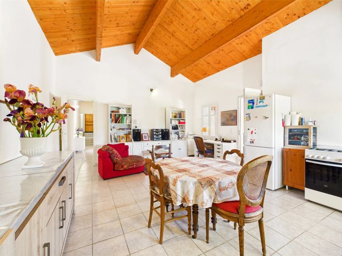 Image No.9-2 Bed House for sale