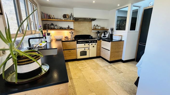 Image No.5-4 Bed Village House for sale