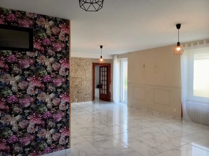 Image No.4-3 Bed House for sale