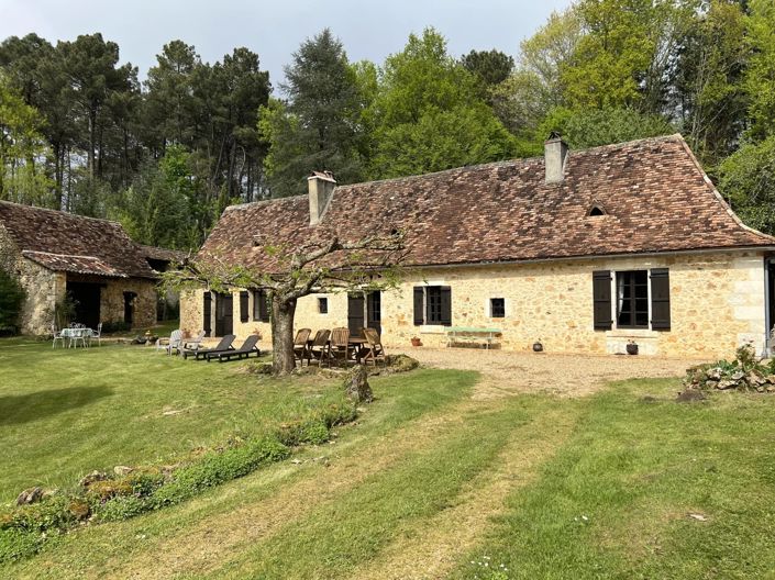 Image No.1-5 Bed Village House for sale