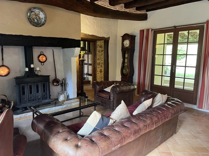 Image No.4-5 Bed Village House for sale