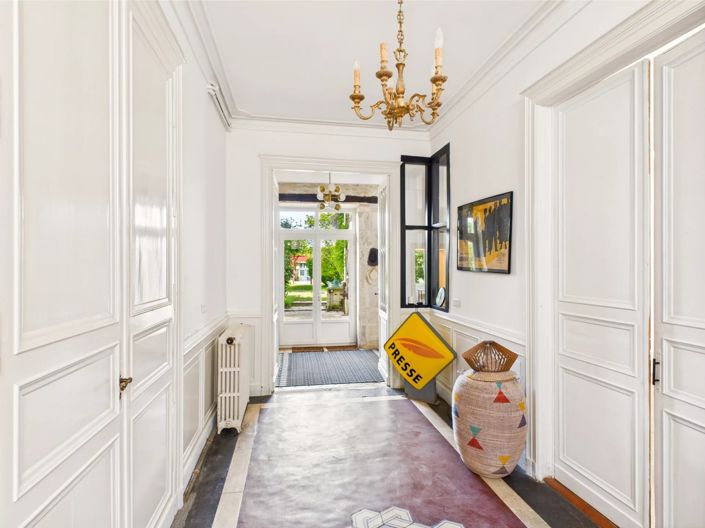 Image No.3-9 Bed House for sale