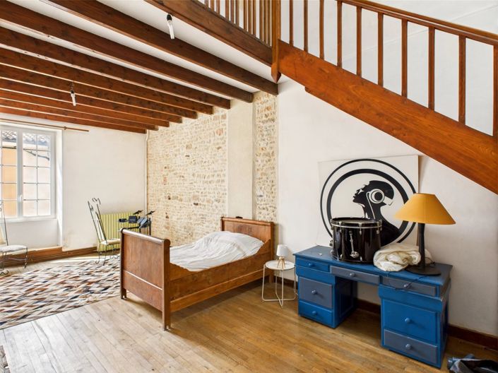 Image No.9-9 Bed House for sale