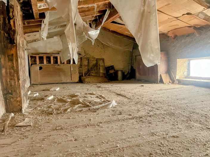 Image No.9-6 Bed House for sale