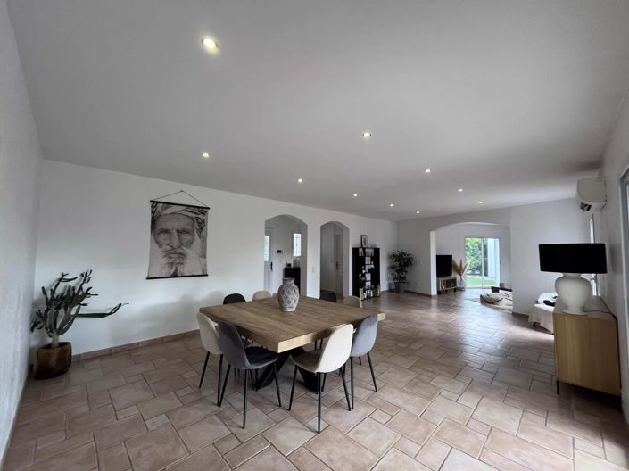 Image No.5-House for sale