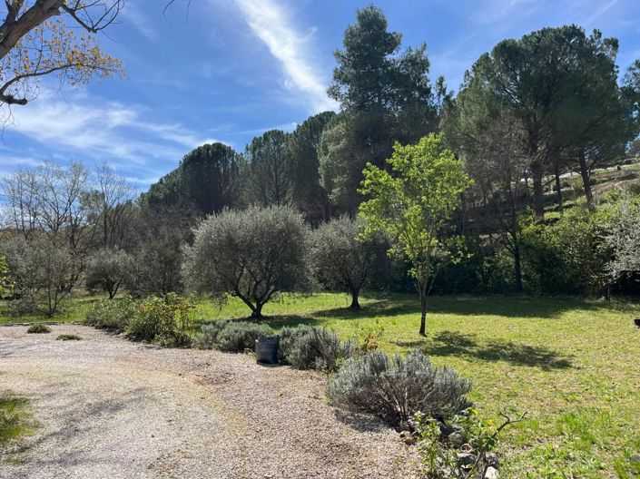 Image No.12-4 Bed House for sale