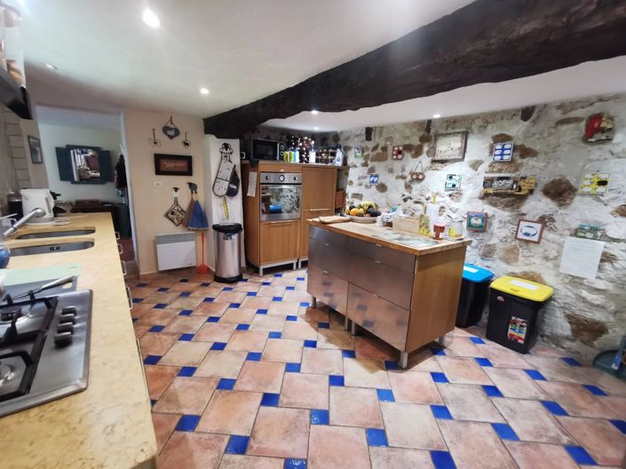 Image No.13-4 Bed House for sale