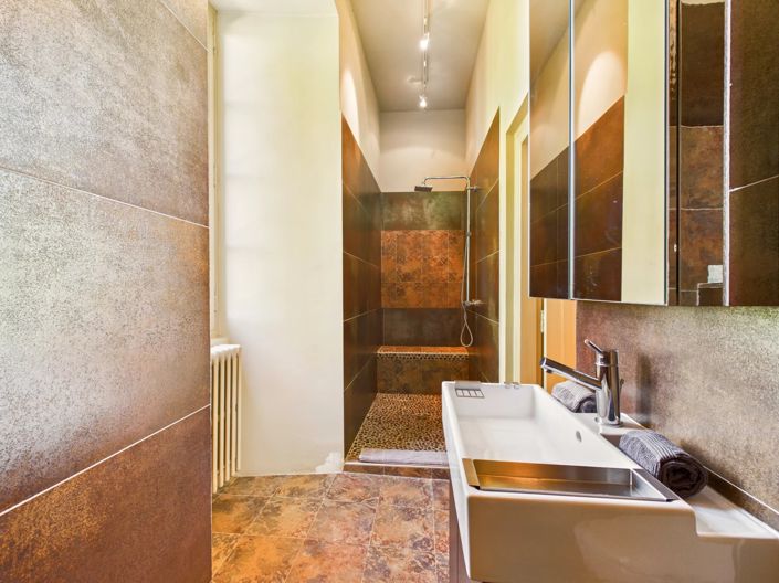 Image No.13-10 Bed House for sale