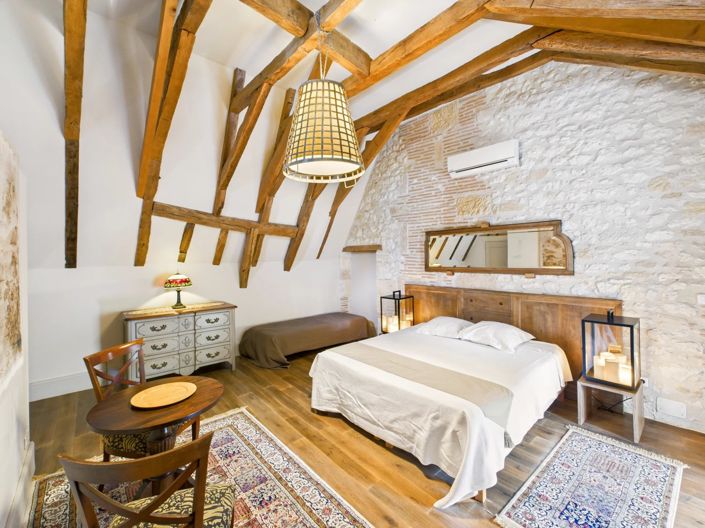 Image No.15-10 Bed House for sale