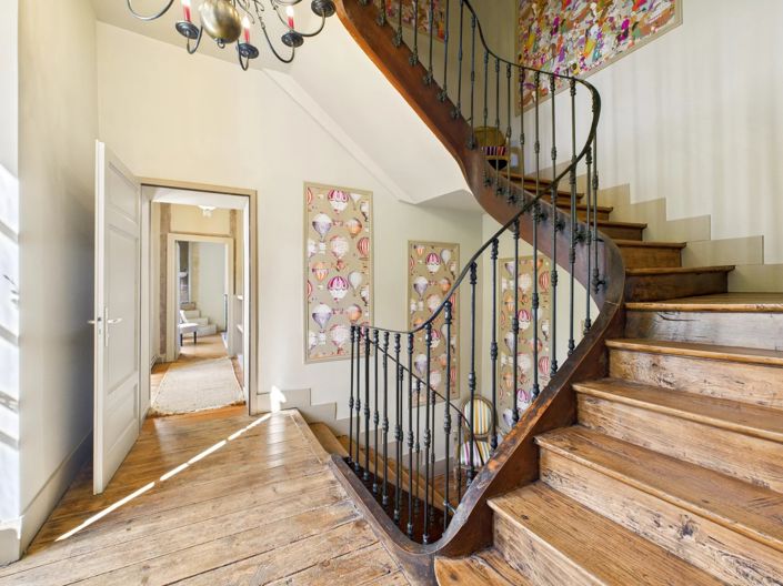 Image No.14-10 Bed House for sale