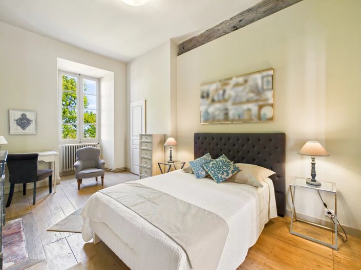 Image No.11-10 Bed House for sale