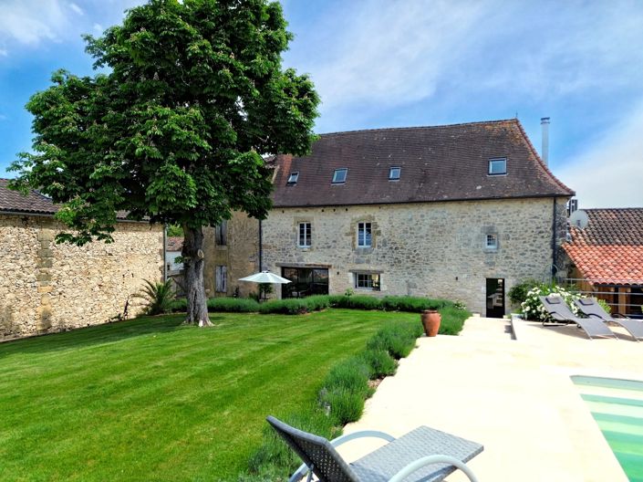 Image No.12-6 Bed House for sale