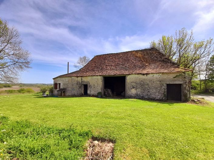 Image No.12-3 Bed Village House for sale