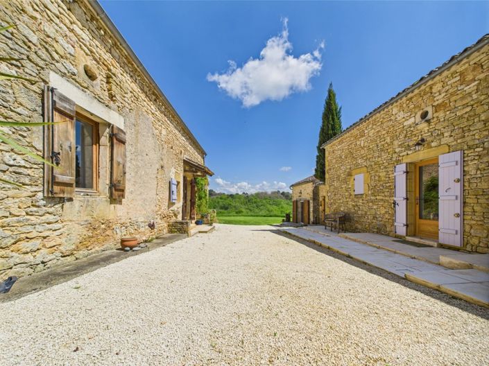 Image No.1-5 Bed House for sale