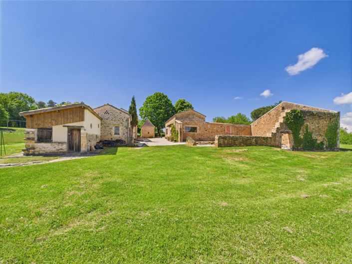 Image No.6-5 Bed House for sale