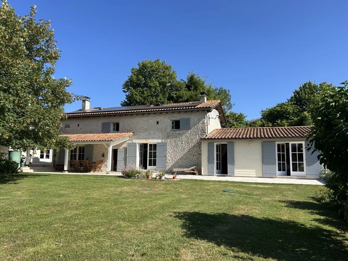 Image No.1-Ferme de 3 chambres à vendre à Sainte-Souline
