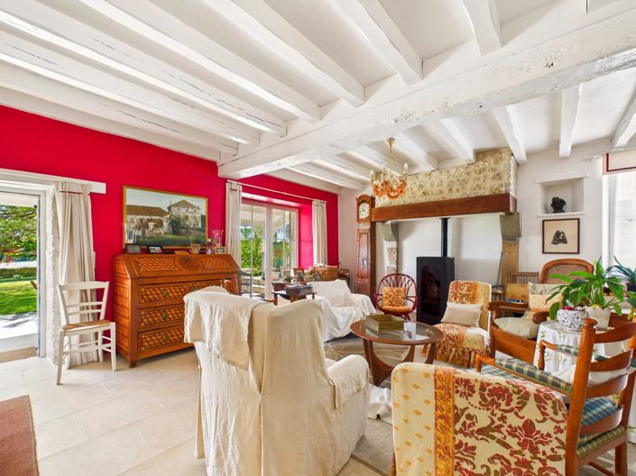 Image No.6-3 Bed House for sale