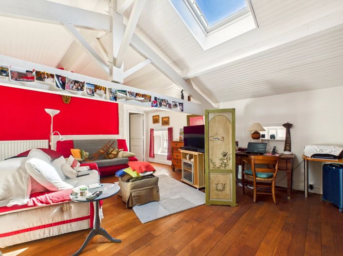 Image No.9-3 Bed House for sale