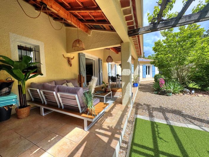 Image No.7-5 Bed House for sale