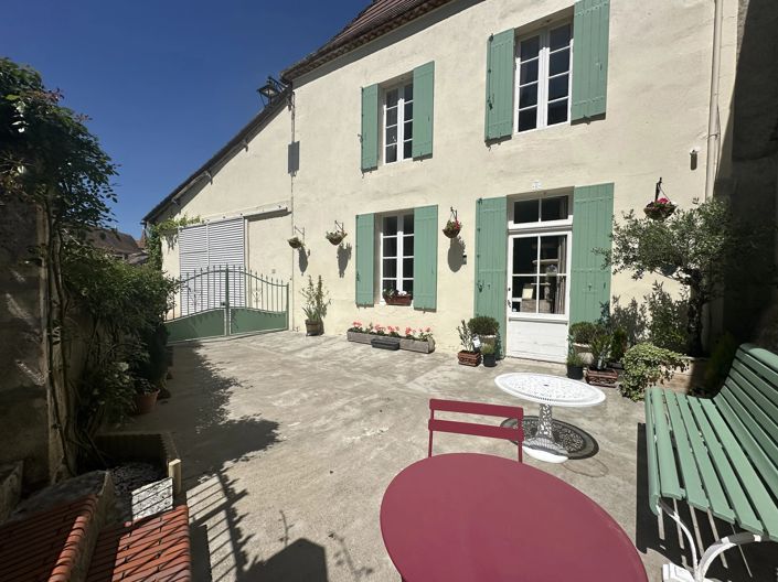 Image No.1-3 Bed House for sale