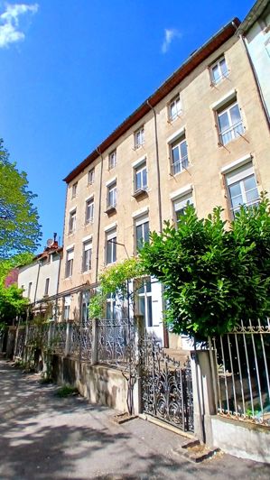 Image No.2-10 Bed House for sale