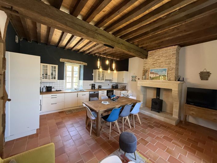 Image No.13-7 Bed House for sale