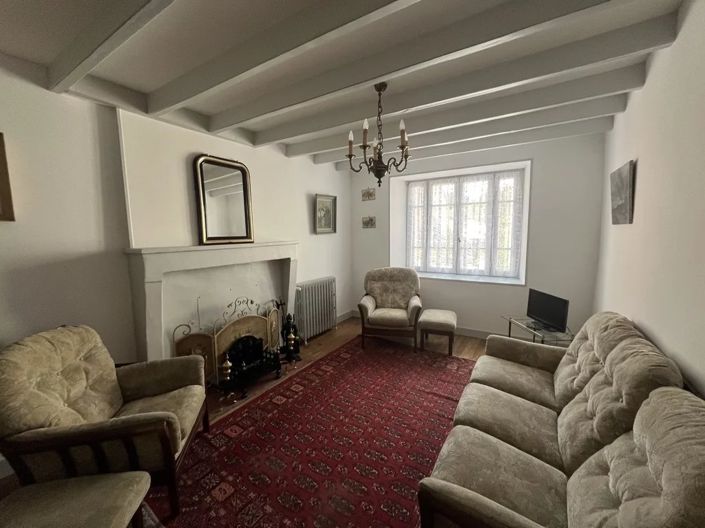 Image No.5-2 Bed House for sale