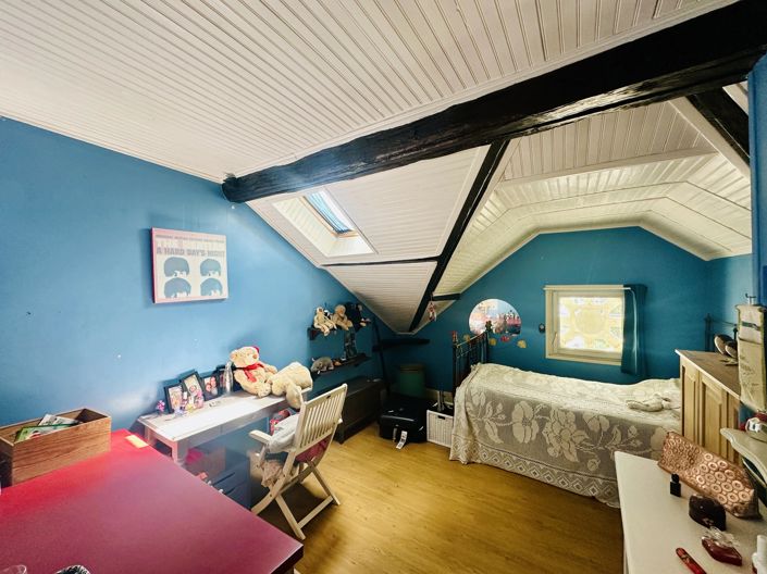 Image No.13-6 Bed House for sale