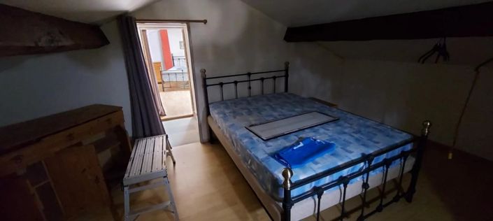 Image No.6-Maison de 2 chambres à vendre à Droux