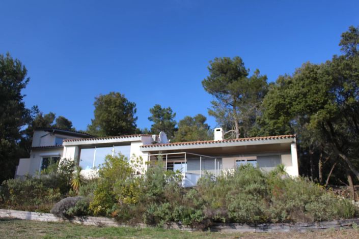 Image No.1-4 Bed House for sale