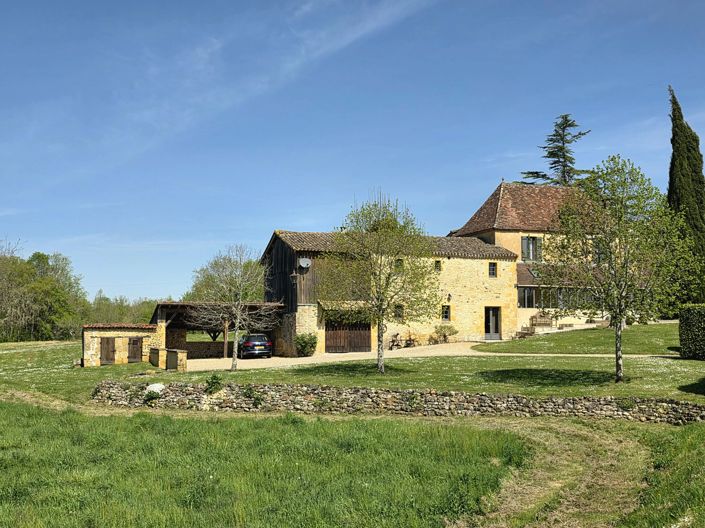 Image No.2-5 Bed Farmhouse for sale