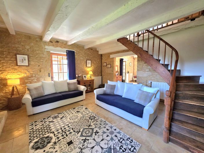 Image No.3-5 Bed Farmhouse for sale
