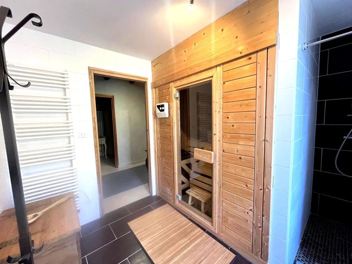 Image No.10-Maison de 5 chambres à vendre à Courcôme