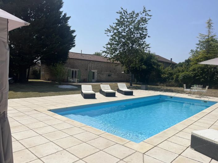 Image No.2-Maison de 5 chambres à vendre à Courcôme