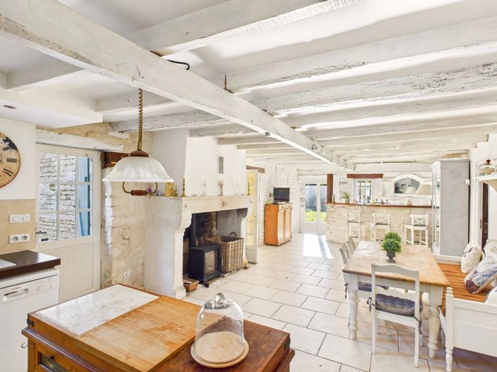 Image No.3-5 Bed House for sale