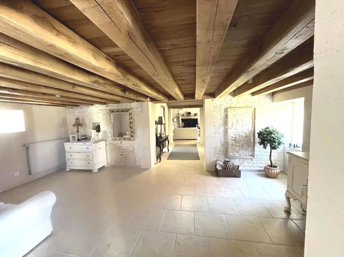 Image No.9-Maison de 5 chambres à vendre à Courcôme