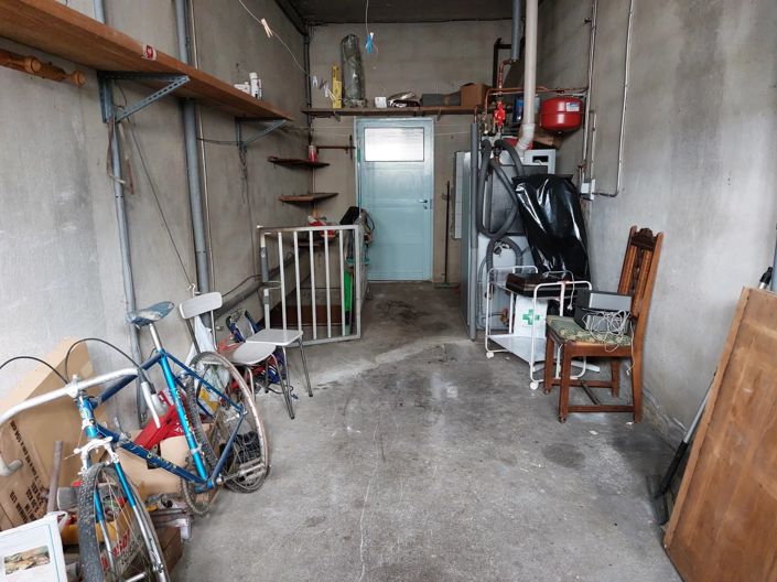 Image No.9-3 Bed House for sale